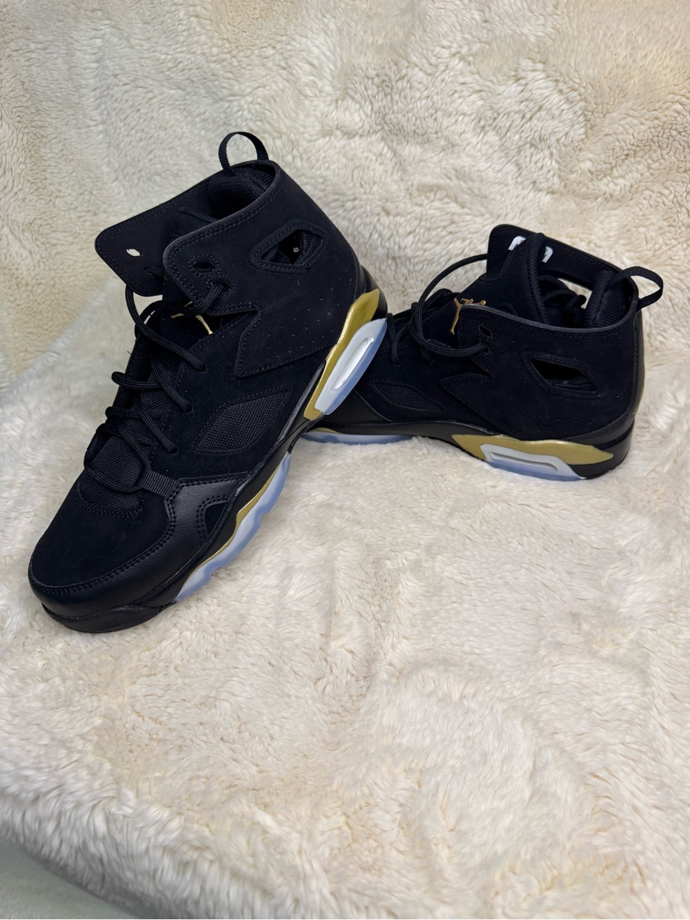 NWOB Jordan Flight Club 91’ size 7 youth